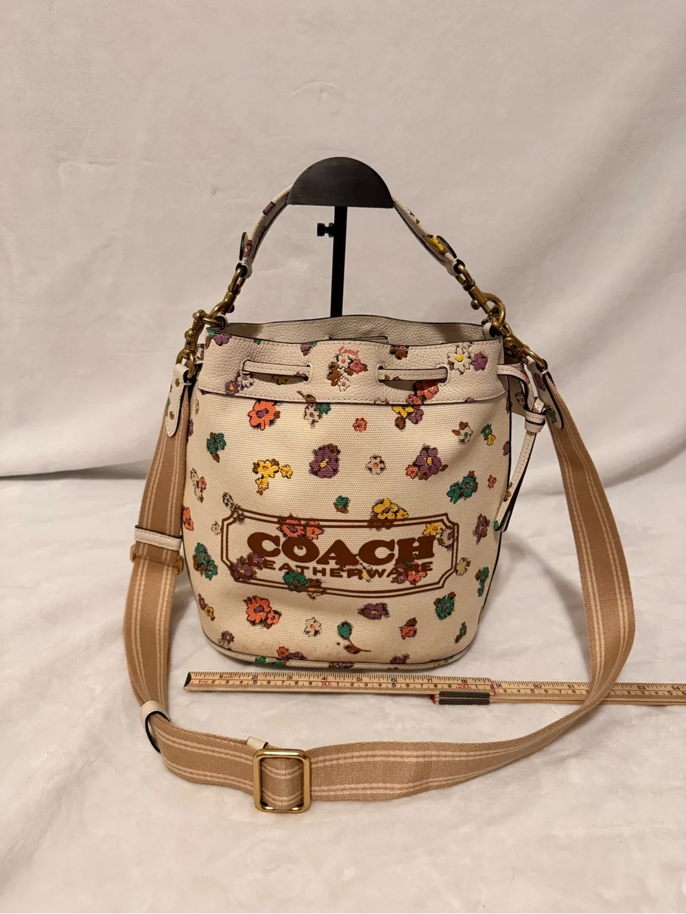 Coach Field Bucket Bag with Cross Stitch Floral Print - Chalk Multi